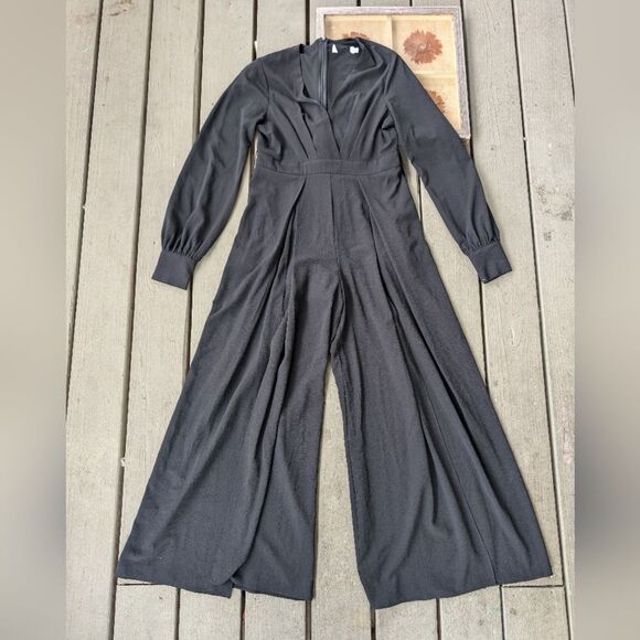 Petal & Pup Black Pleated Wide‎ Leg Jumpsuit L Long Sleeve - Picture 1 of 6